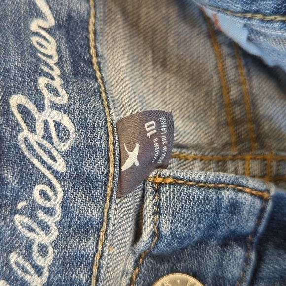 EDDIE Bauer Shorts Boyfriend Fit Embroidered Faded Denim 10 - Picture 5 of 6